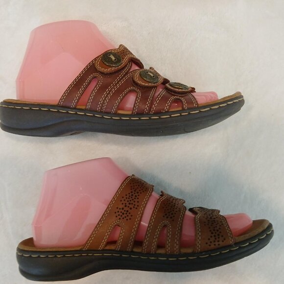 CLARKS COLLECTION LEATHER BROWN SANDALS - Picture 4 of 6